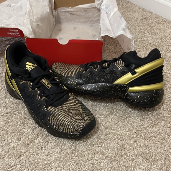 adidas Other - NIB Adidas D.O.N. Issue 2 Basketball Shoes, Black/Gold Metallic/White Size 13